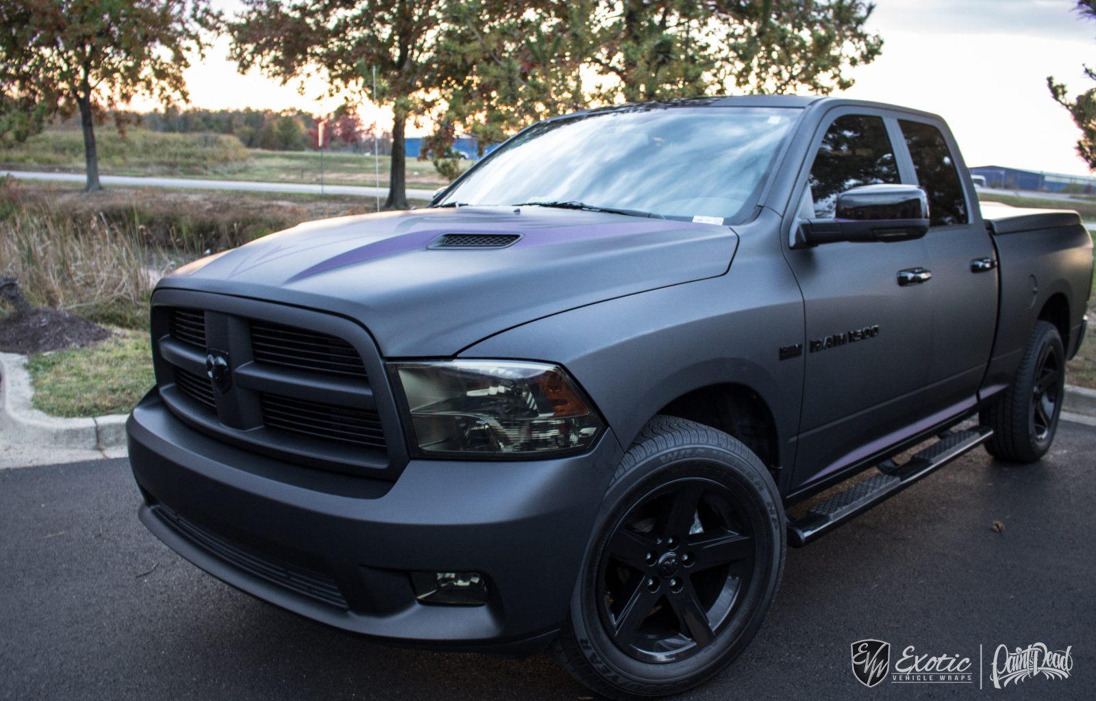 Matte deep black ram 1500 side wm