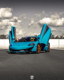 McLaren 570s Inozetek Gloss Miami Blue